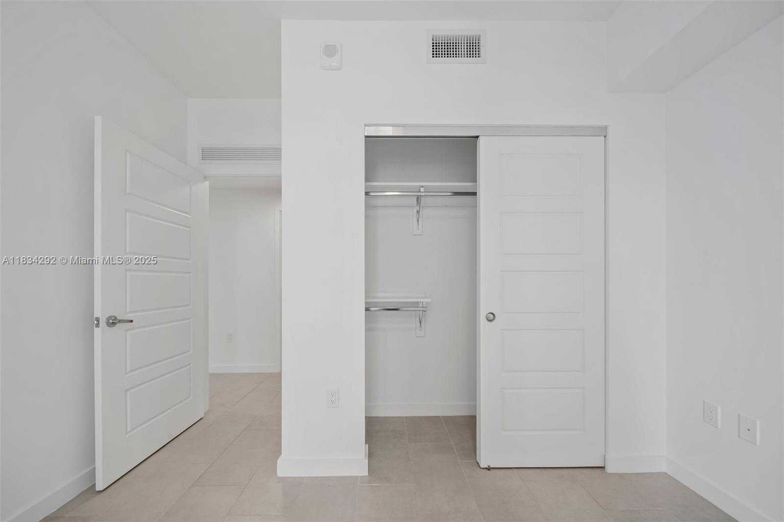 Small Image of 2150 NORTH BAYSHORE DR #2409, Miami Number 32