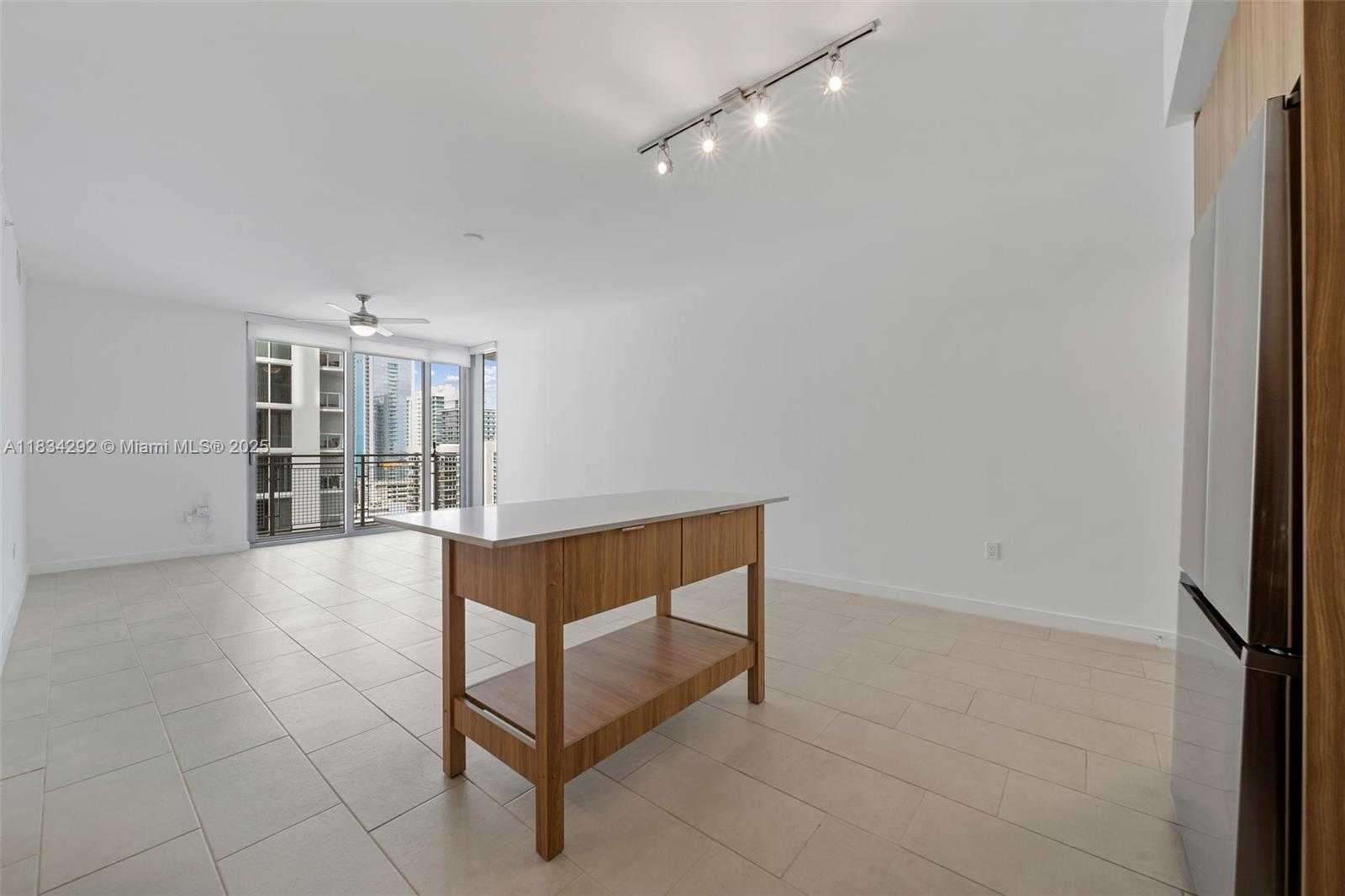 Small Image of 2150 NORTH BAYSHORE DR #2409, Miami Number 6