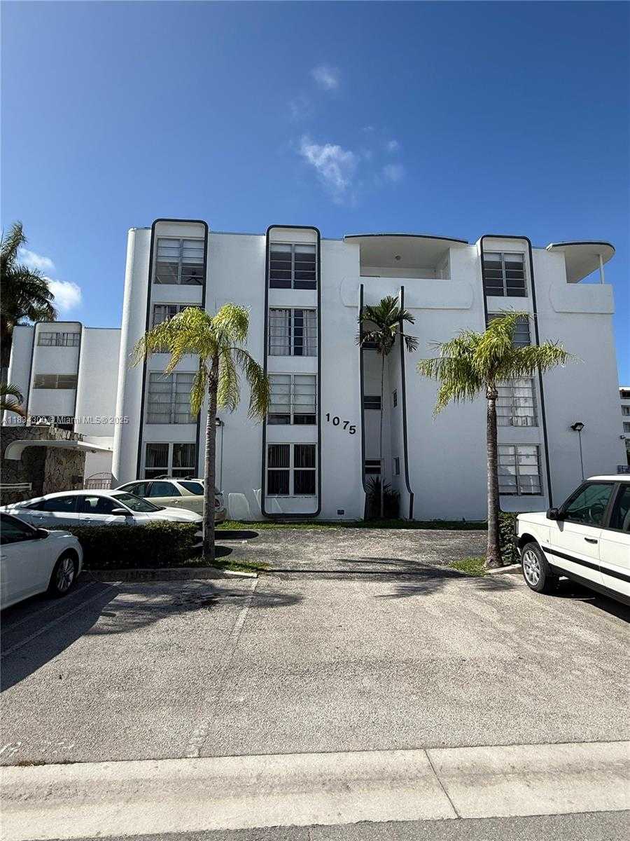 Small Image of 1075 93RD ST #206, Bay Harbor Islands Number 2