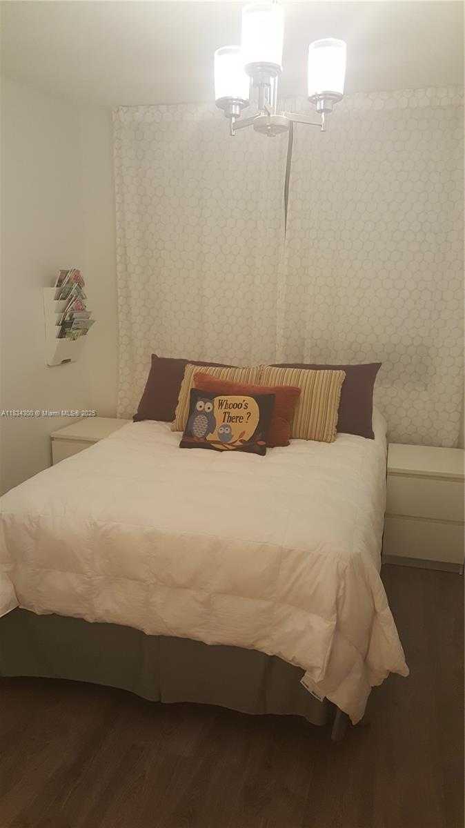 Small Image of 1075 93RD ST #206, Bay Harbor Islands Number 24