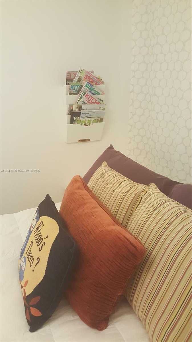 Small Image of 1075 93RD ST #206, Bay Harbor Islands Number 26