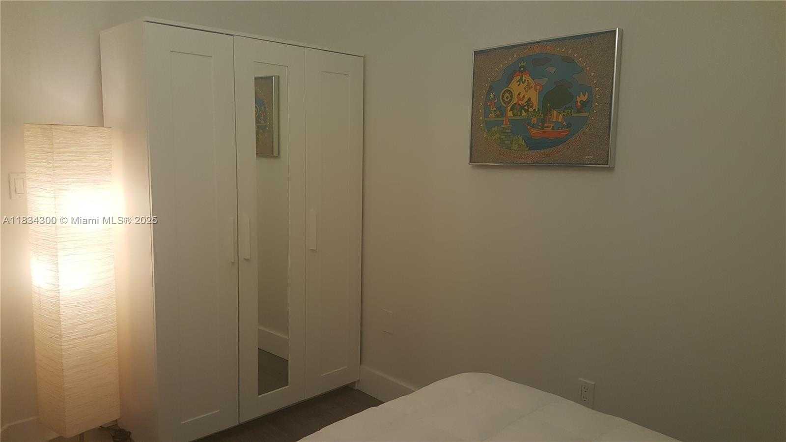 Small Image of 1075 93RD ST #206, Bay Harbor Islands Number 27