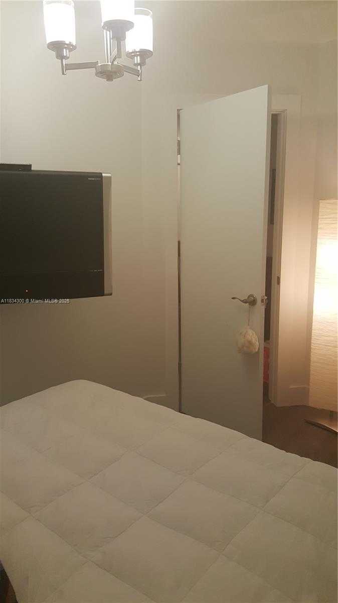 Small Image of 1075 93RD ST #206, Bay Harbor Islands Number 29