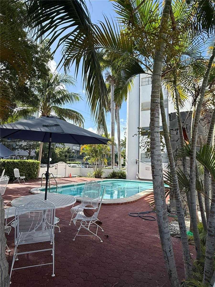 Small Image of 1075 93RD ST #206, Bay Harbor Islands Number 3