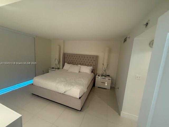 Small Image of 2101 BRICKELL AVE #709, Miami Number 4