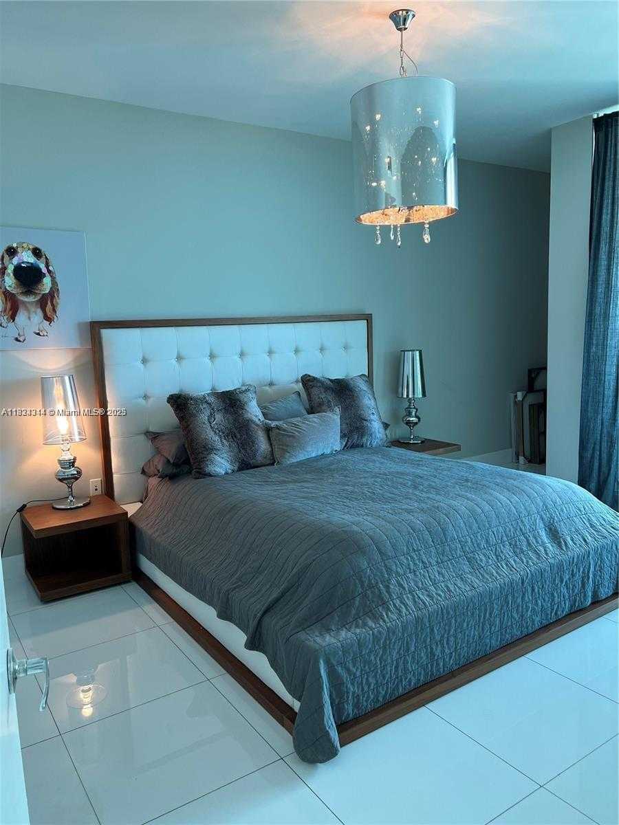 Small Image of 900 BISCAYNE BLVD #3408, Miami Number 6