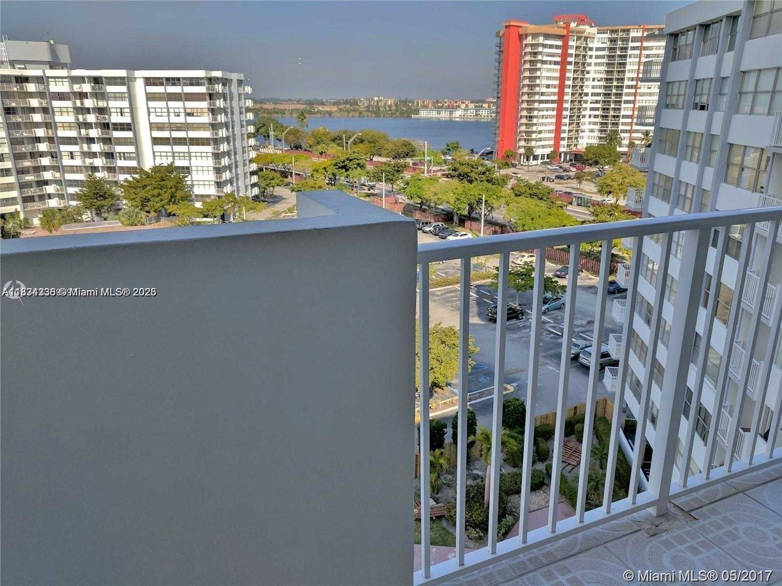 Small Image of 1300 NORTH EAST MIAMI GARDENS DR #917E, Miami Number 13