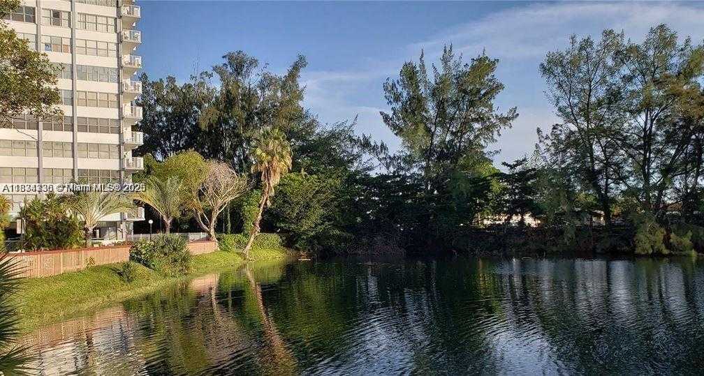 Small Image of 1300 NORTH EAST MIAMI GARDENS DR #917E, Miami Number 17