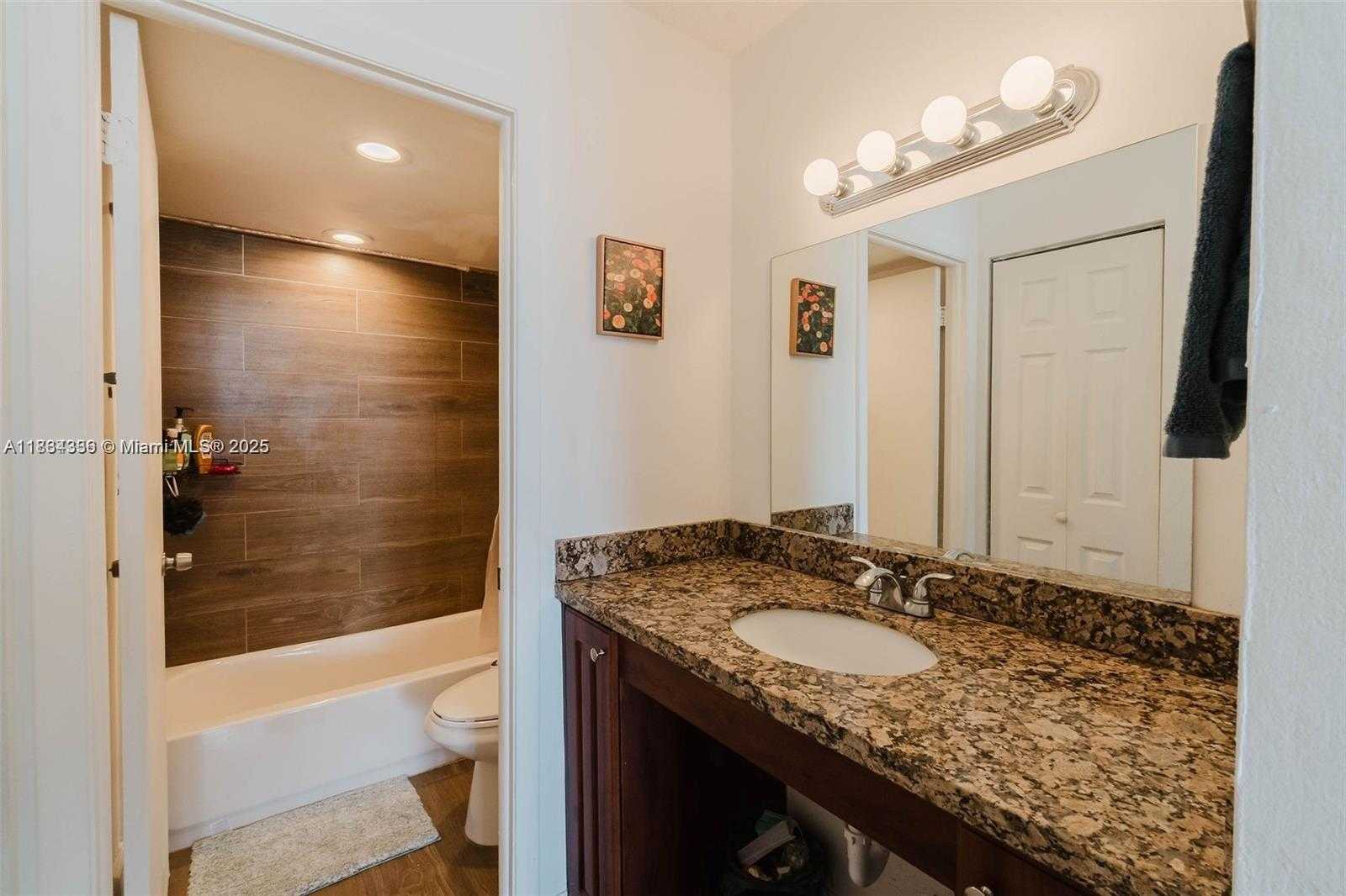 Small Image of 1300 NORTH EAST MIAMI GARDENS DR #917E, Miami Number 9