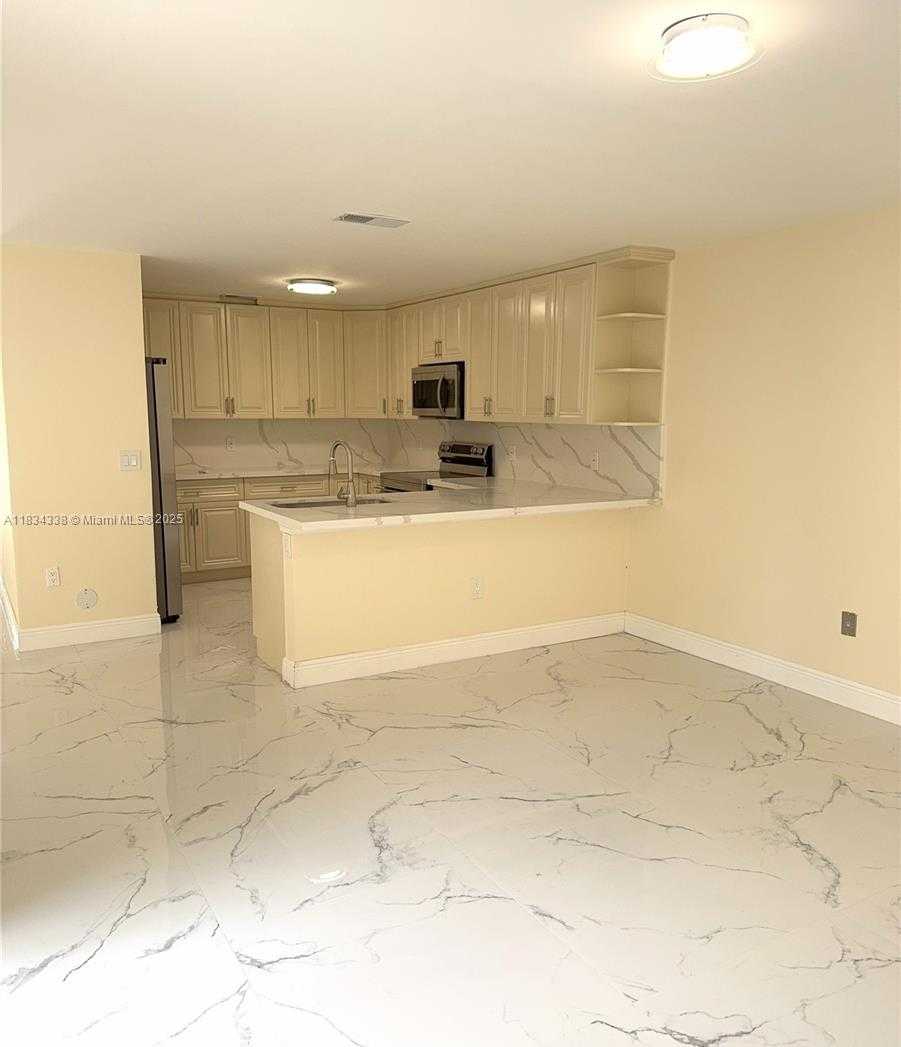 Small Image of 5490 NORTH WEST 92ND AVE, Sunrise Number 5