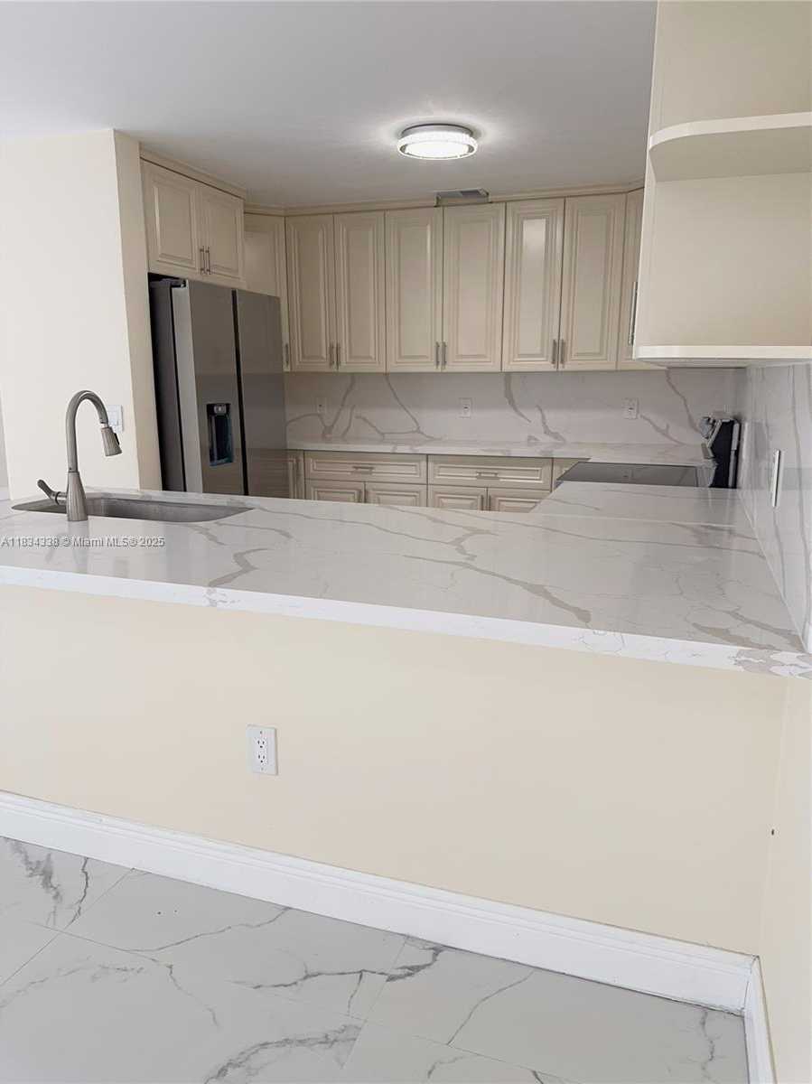 Small Image of 5490 NORTH WEST 92ND AVE, Sunrise Number 9