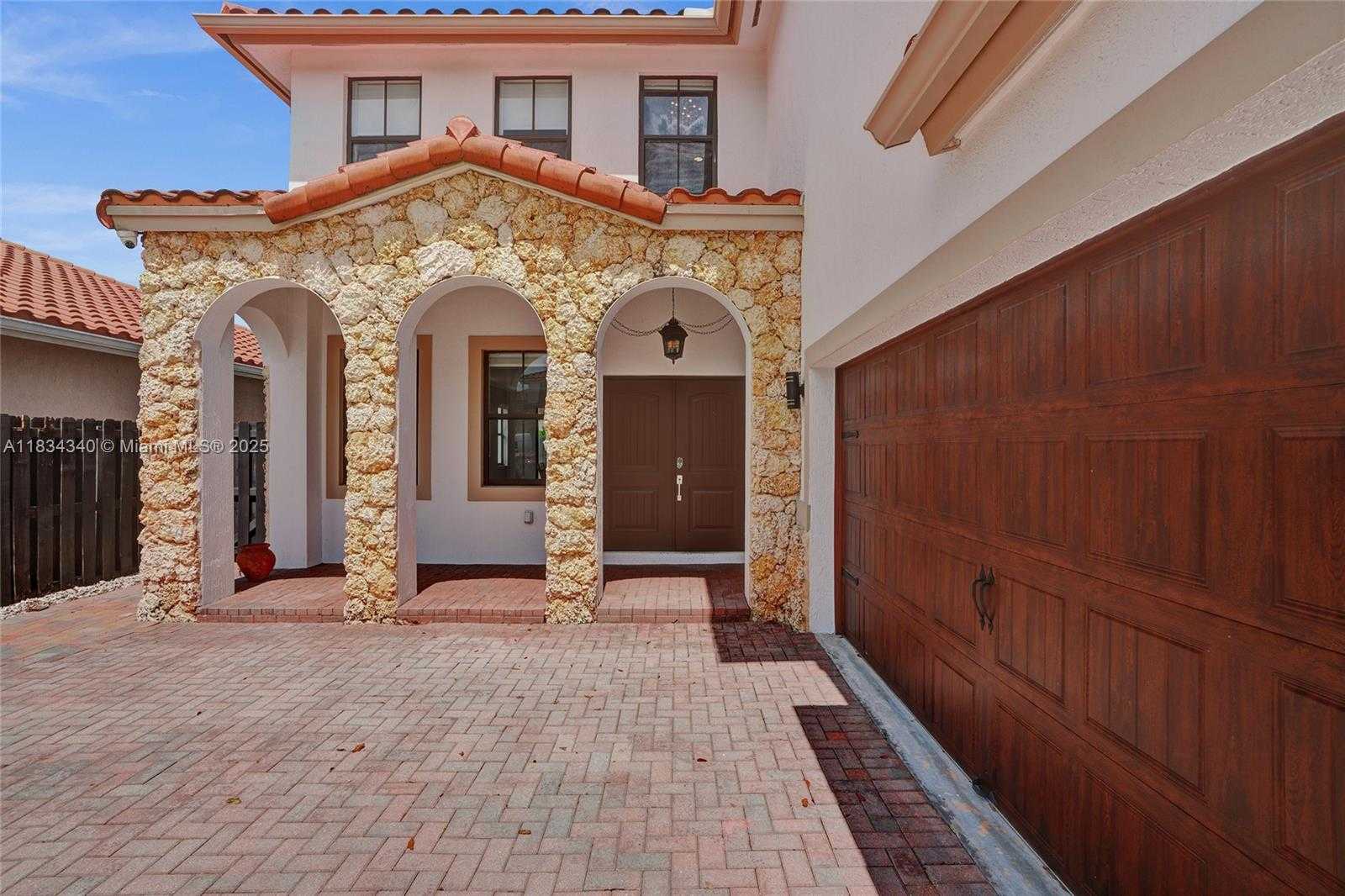 Small Image of 1007 NORTH WEST 99TH CT, Miami Number 25