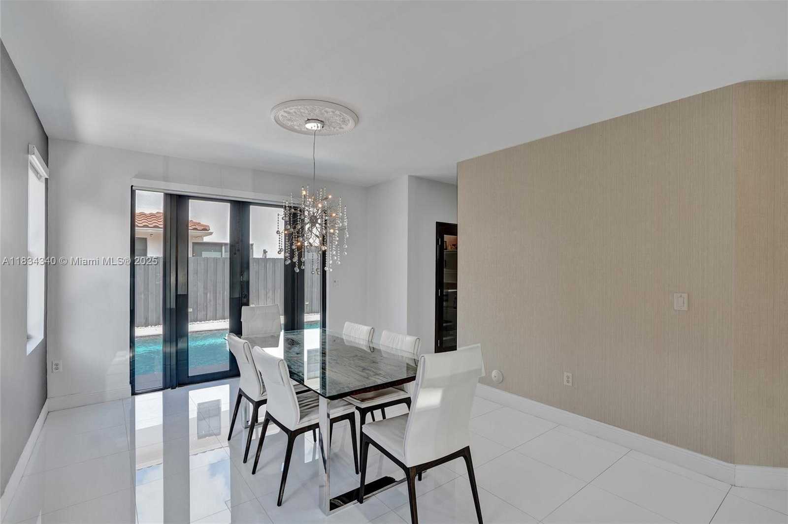 Small Image of 1007 NORTH WEST 99TH CT, Miami Number 29