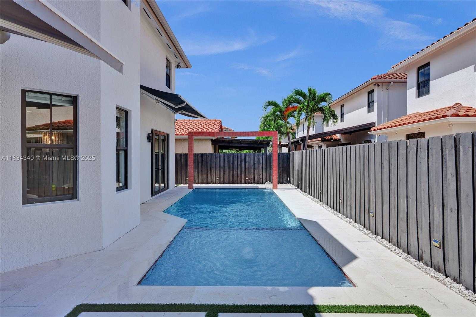 Small Image of 1007 NORTH WEST 99TH CT, Miami Number 37
