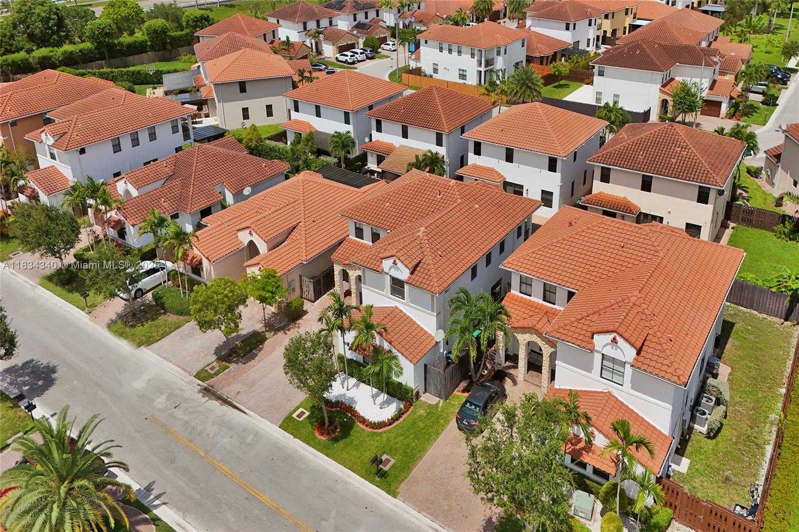 Small Image of 1007 NORTH WEST 99TH CT, Miami Number 4