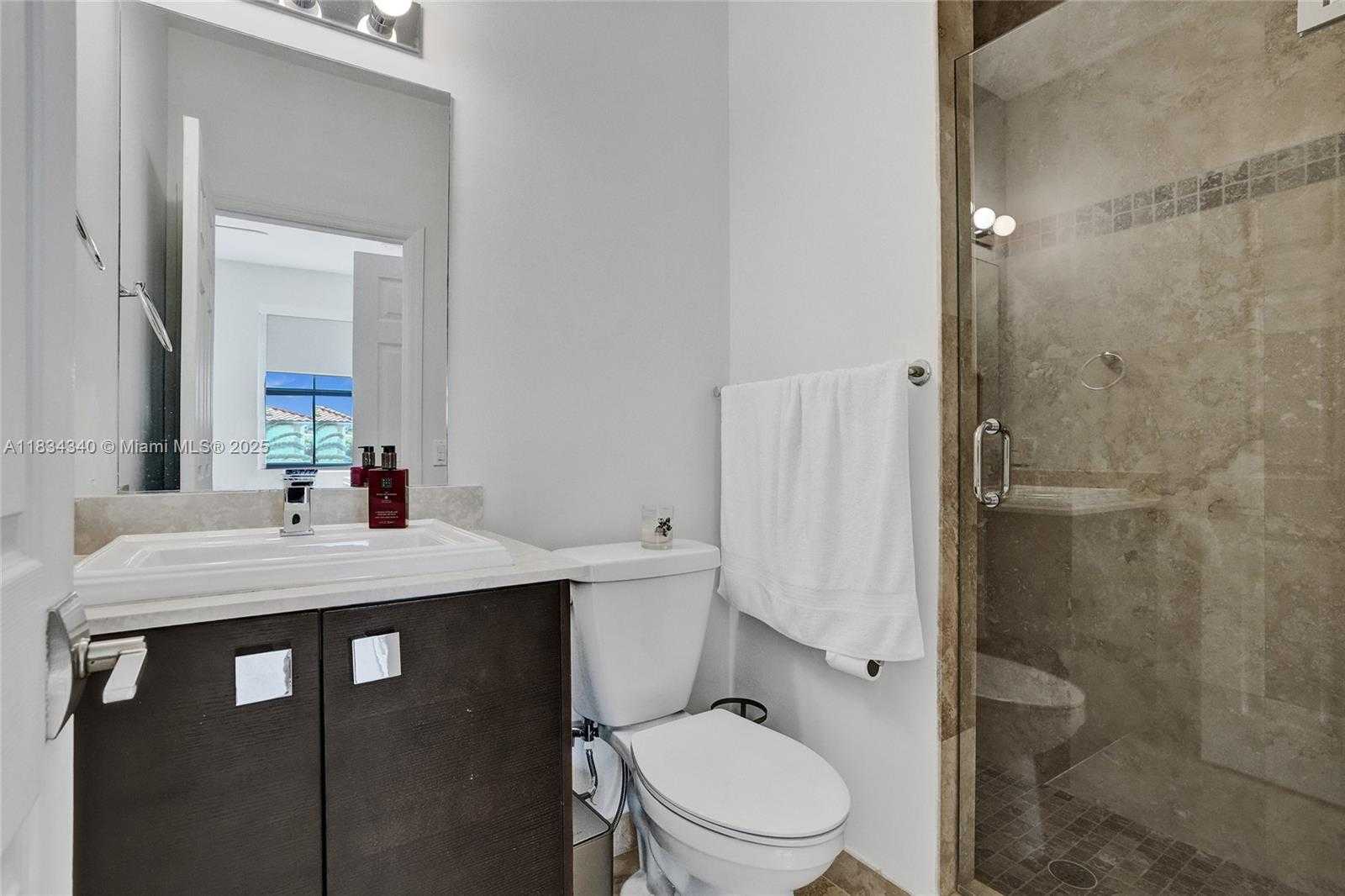 Small Image of 1007 NORTH WEST 99TH CT, Miami Number 59