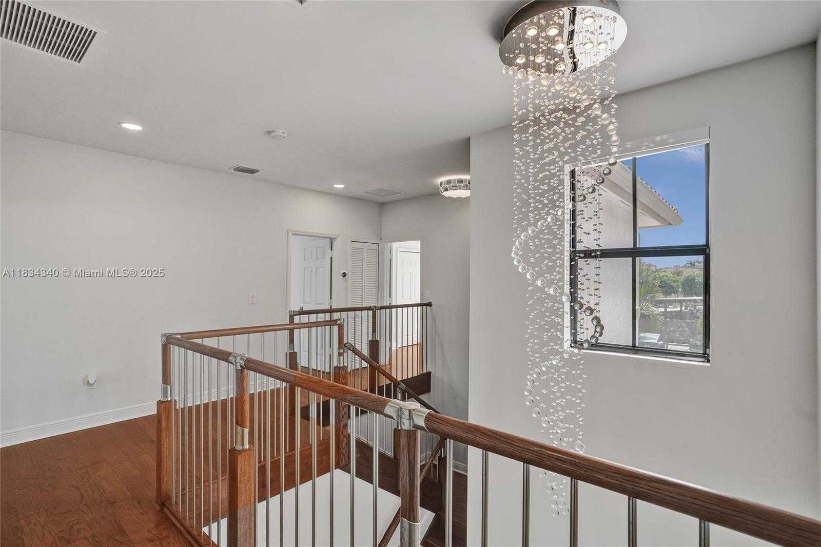 Small Image of 1007 NORTH WEST 99TH CT, Miami Number 60
