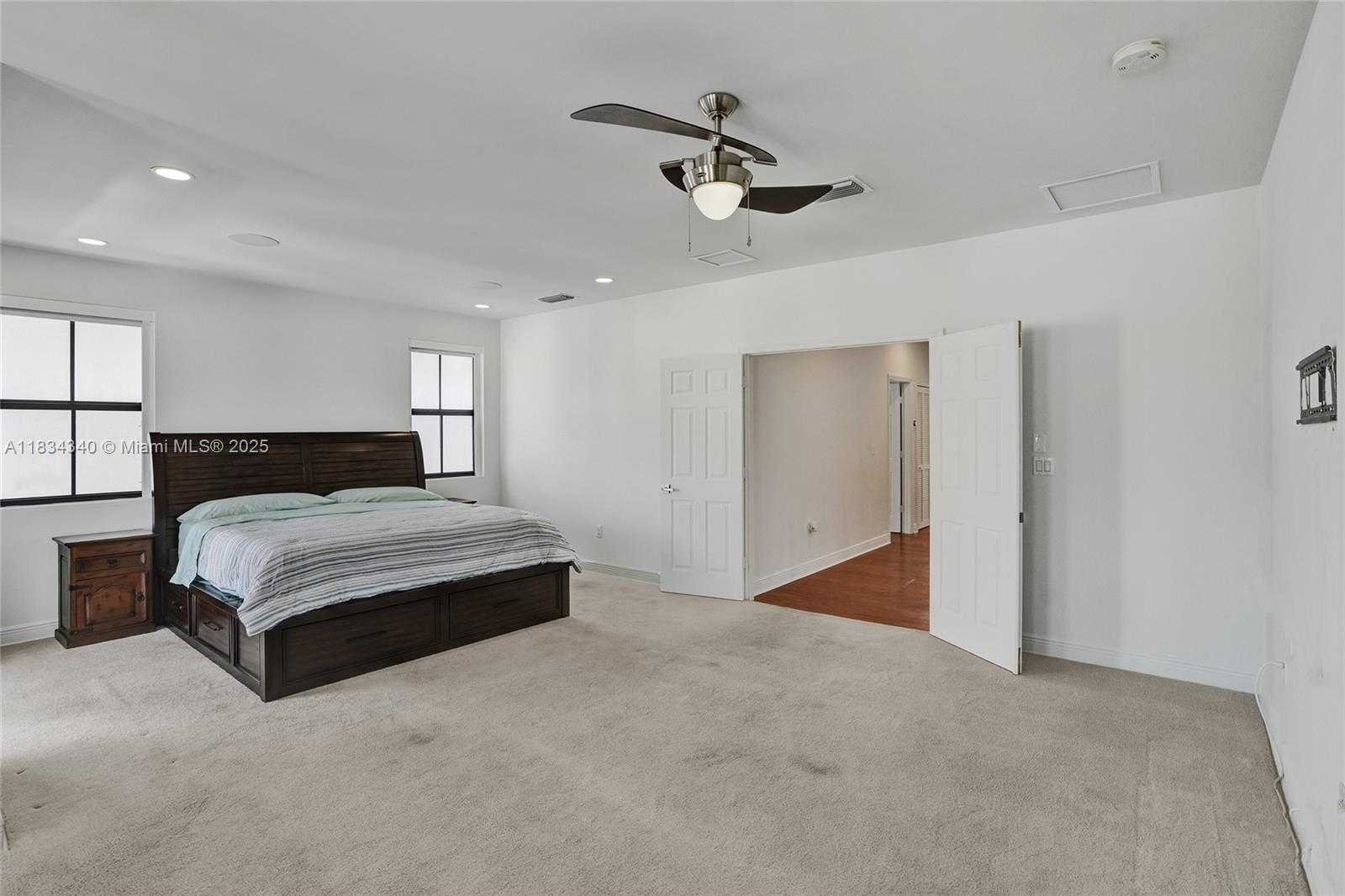 Small Image of 1007 NORTH WEST 99TH CT, Miami Number 63