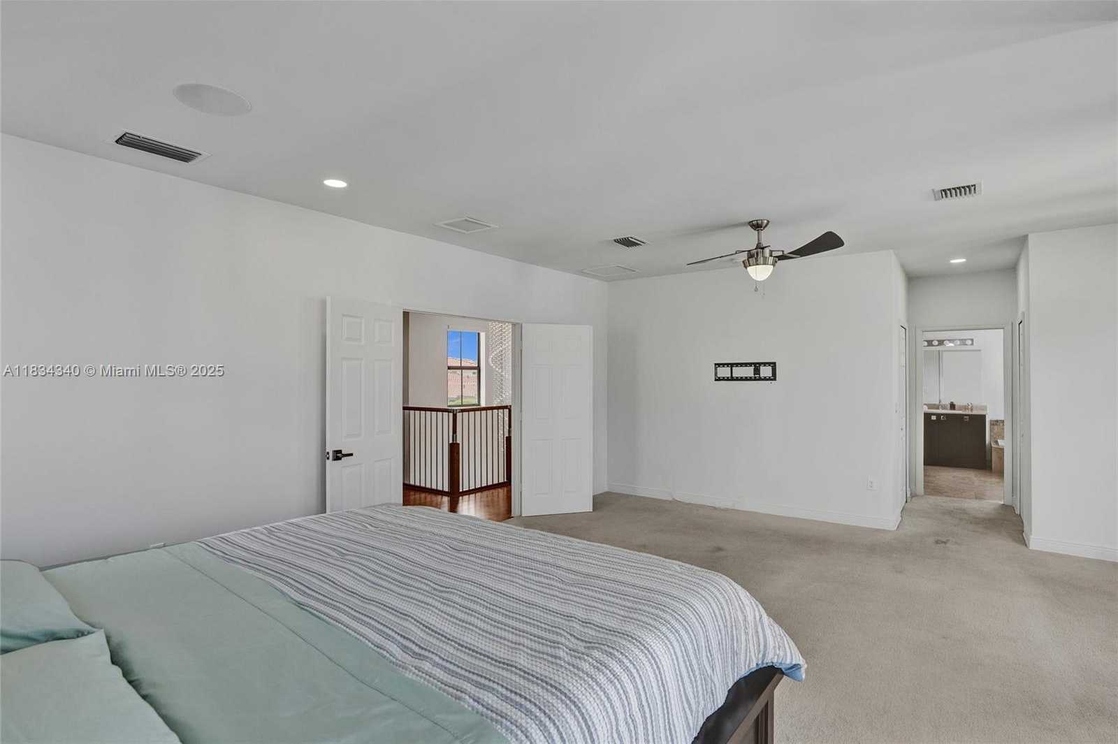 Small Image of 1007 NORTH WEST 99TH CT, Miami Number 64