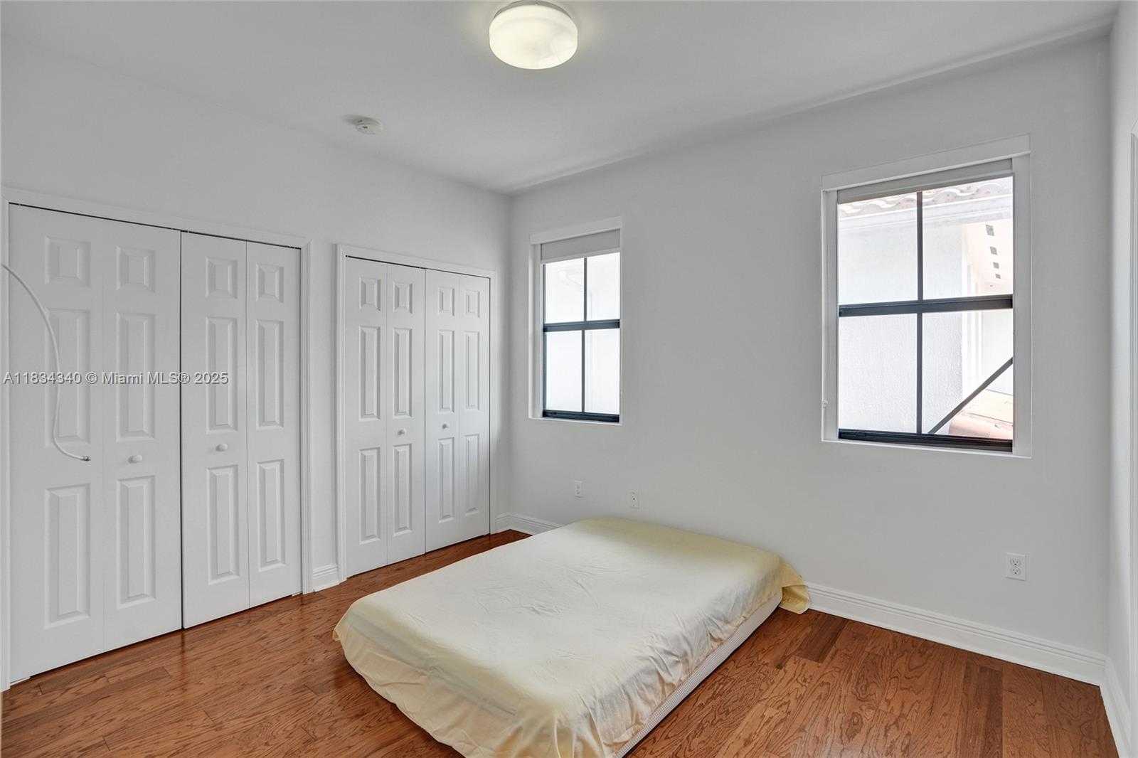 Small Image of 1007 NORTH WEST 99TH CT, Miami Number 68