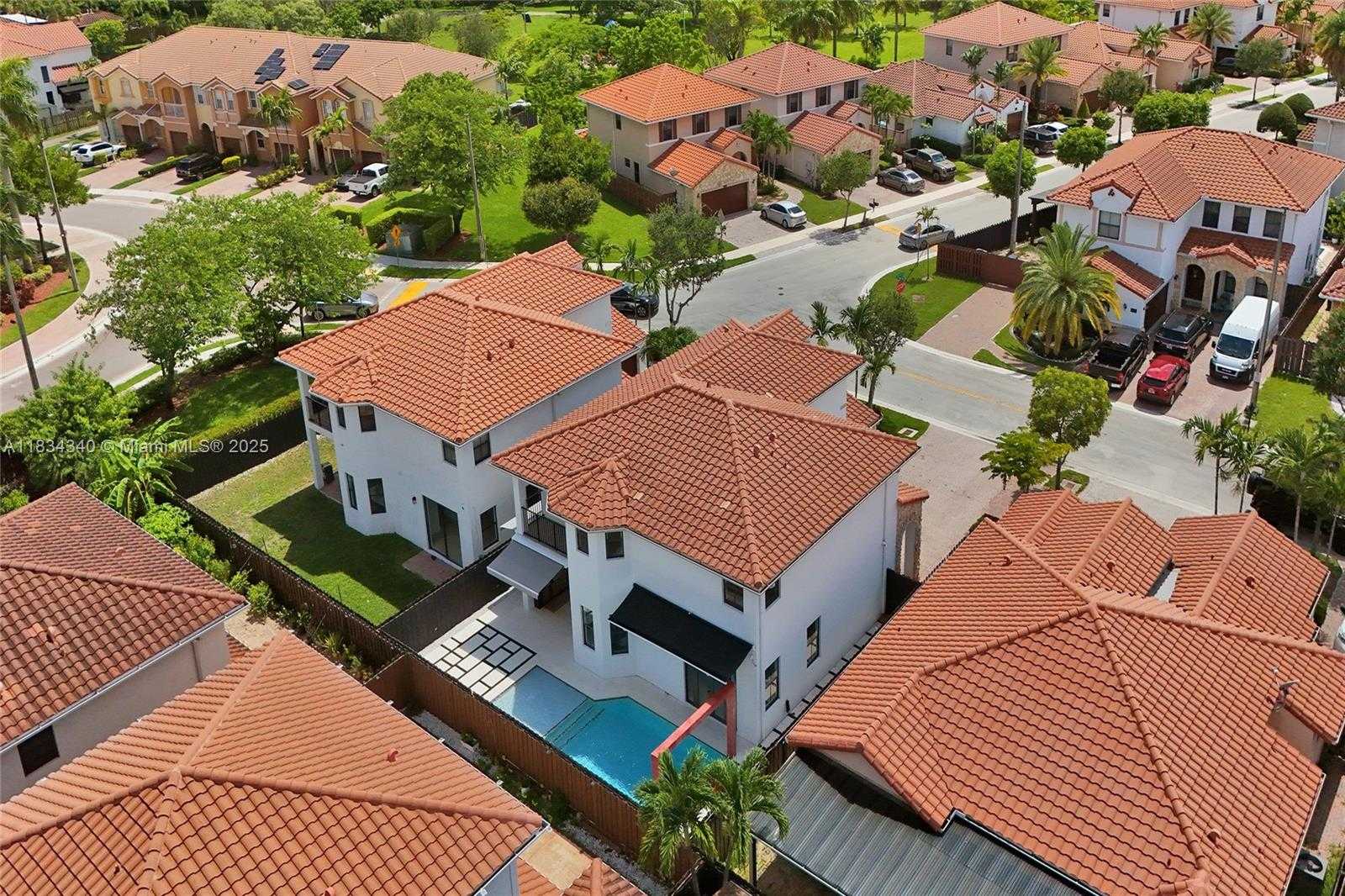 Small Image of 1007 NORTH WEST 99TH CT, Miami Number 8
