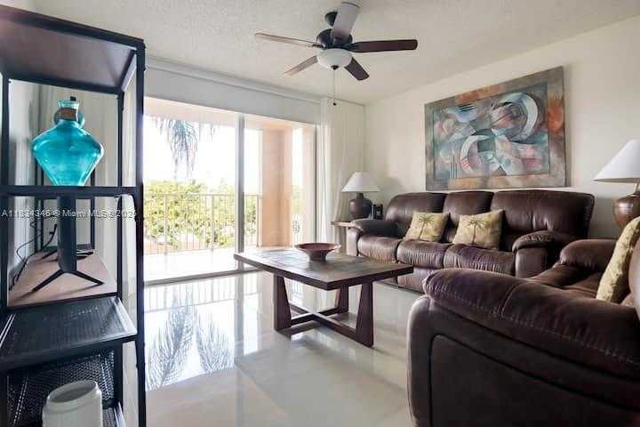 Small Image of 19655 EAST COUNTRY CLUB DR #6307, Aventura Number 5