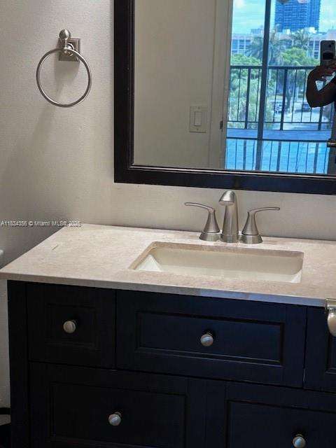 Small Image of 2001 ATLANTIC SHORES BLVD #516, Hallandale Beach Number 11