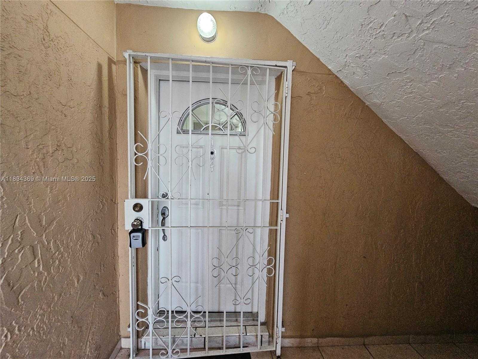 Small Image of 260 NORTH WEST 107TH AVE #104, Miami Number 13