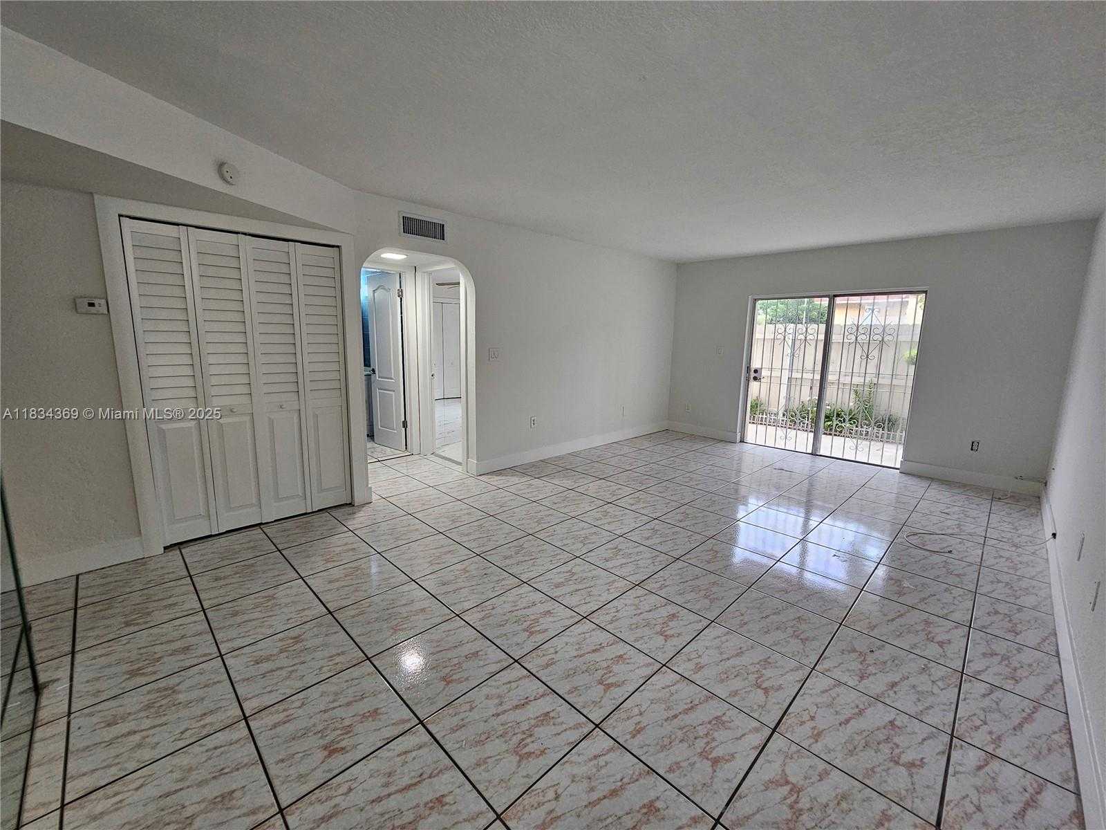 Small Image of 260 NORTH WEST 107TH AVE #104, Miami Number 5