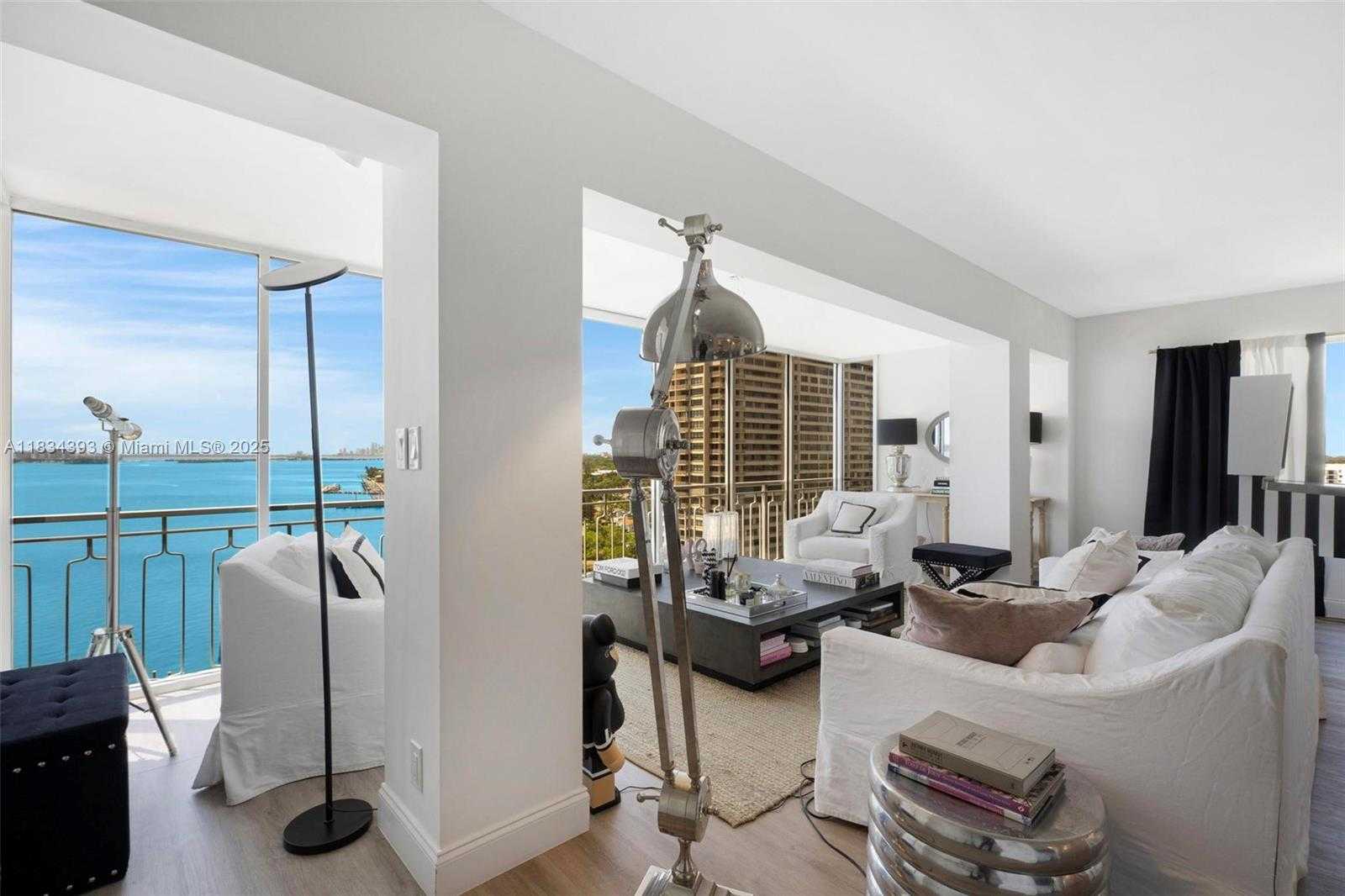 Small Image of 11111 BISCAYNE BLVD #14G, Miami Number 16