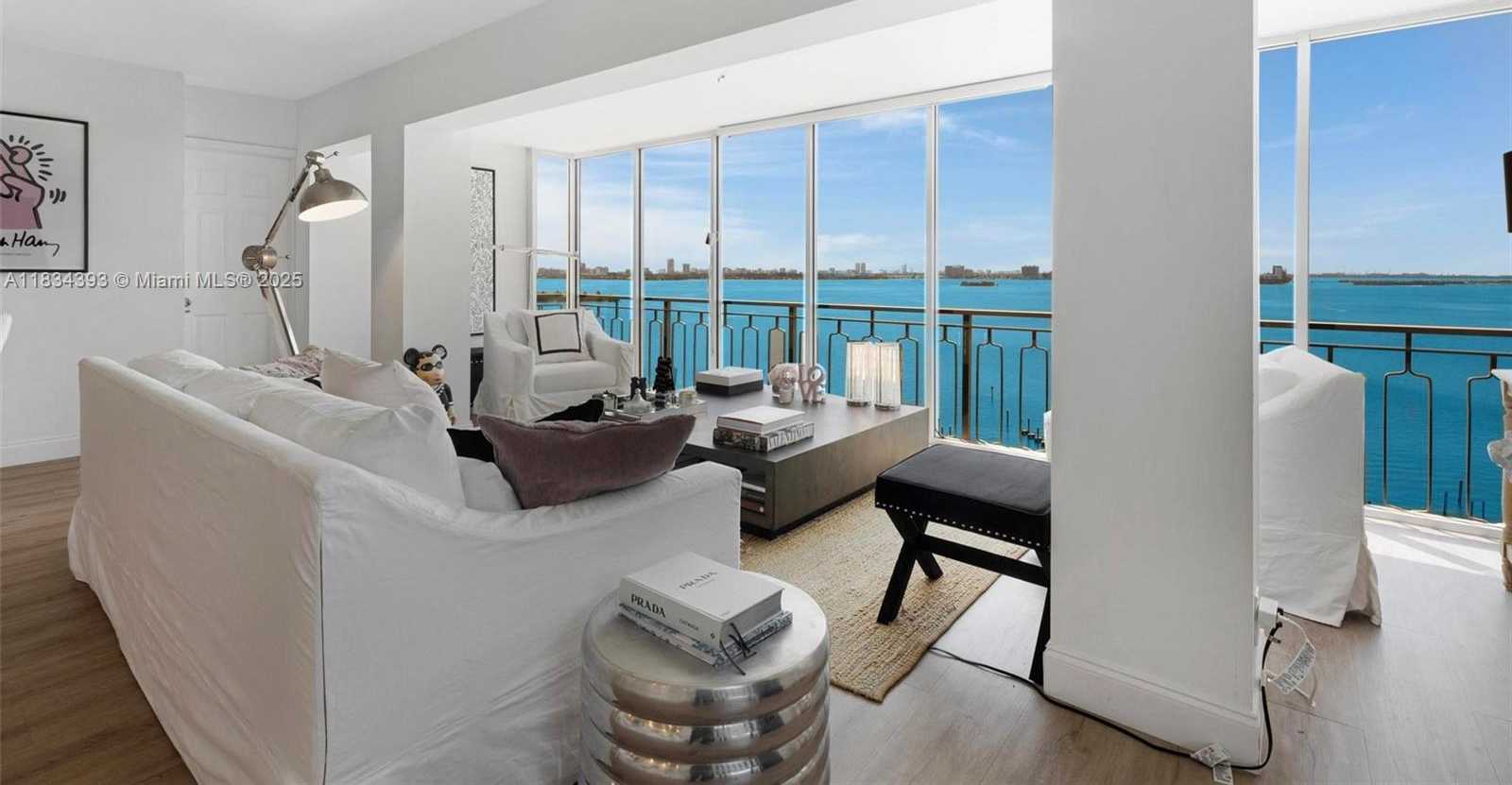 Small Image of 11111 BISCAYNE BLVD #14G, Miami Number 17