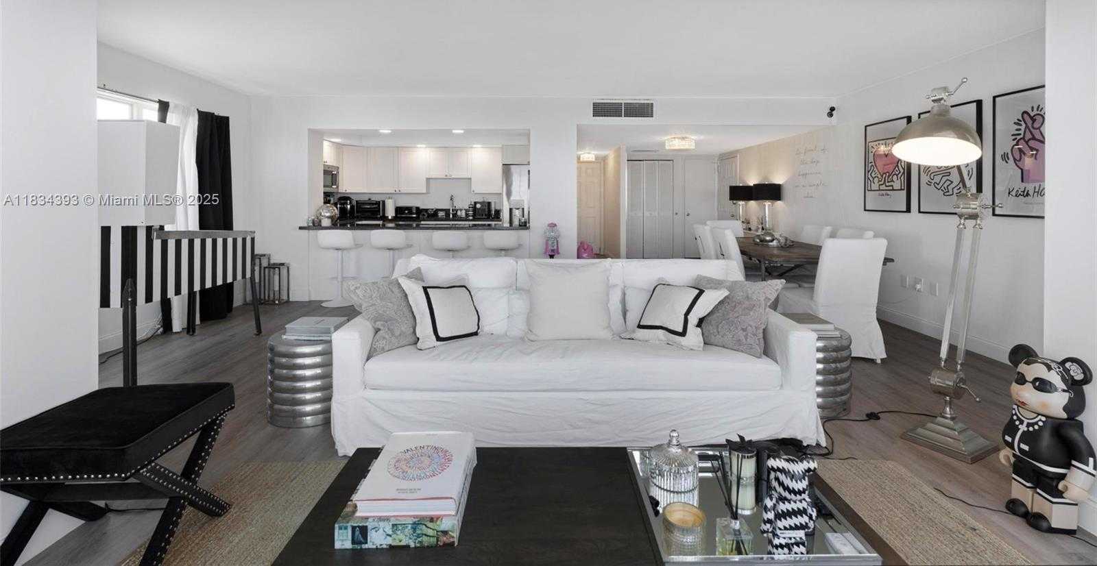Small Image of 11111 BISCAYNE BLVD #14G, Miami Number 18