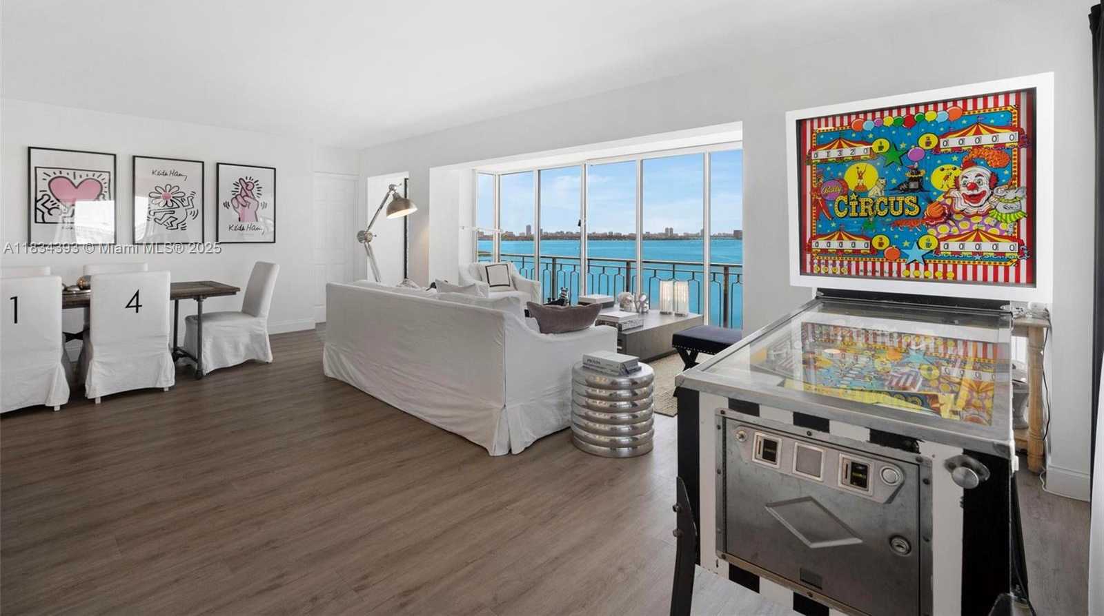 Small Image of 11111 BISCAYNE BLVD #14G, Miami Number 4