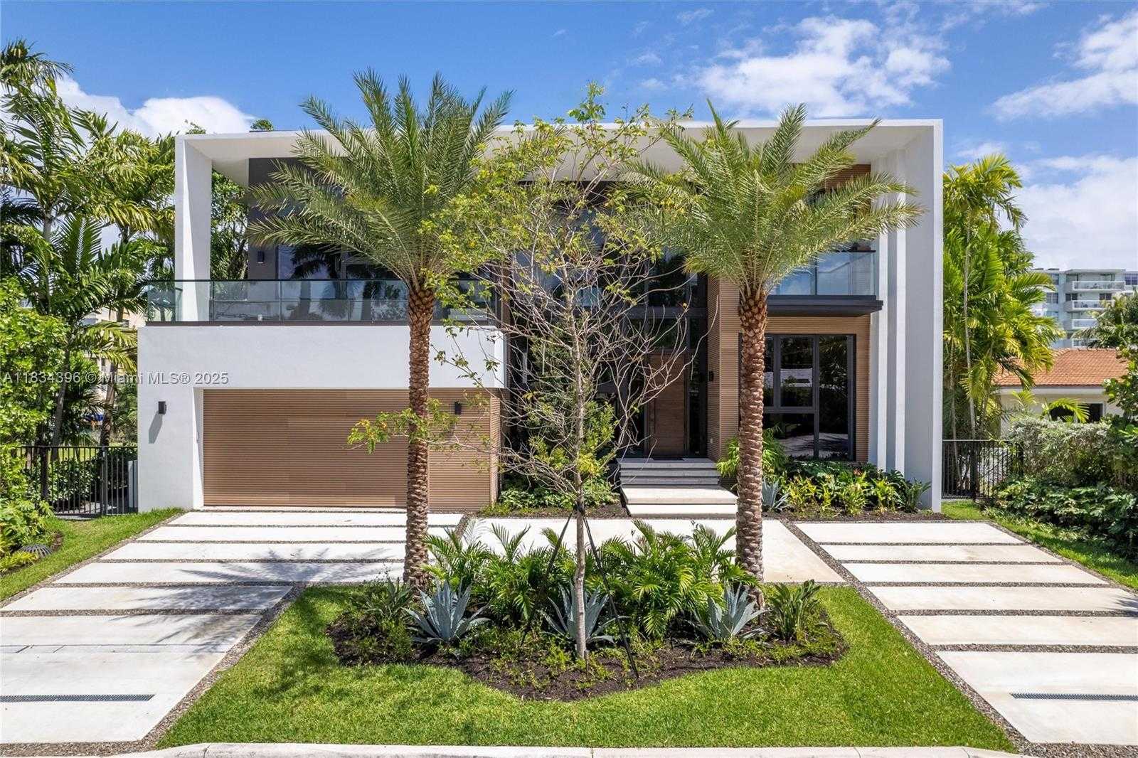 Small Image of 10161 EAST BROADVIEW DR, Bay Harbor Islands Number 2