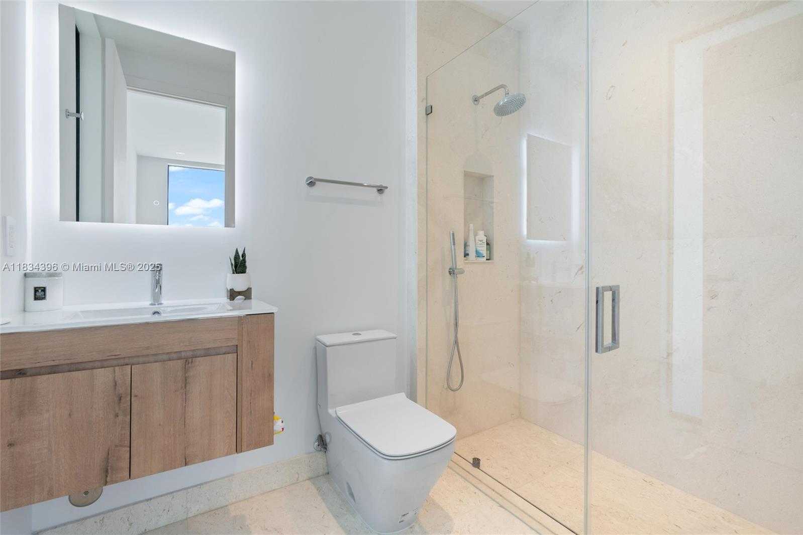 Small Image of 10161 EAST BROADVIEW DR, Bay Harbor Islands Number 22