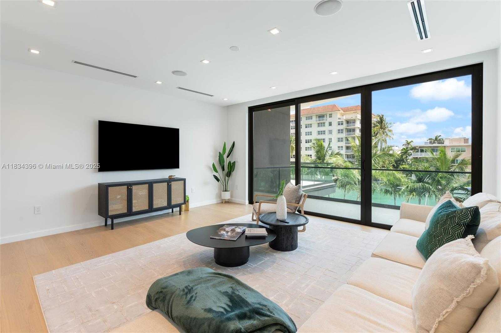 Small Image of 10161 EAST BROADVIEW DR, Bay Harbor Islands Number 27
