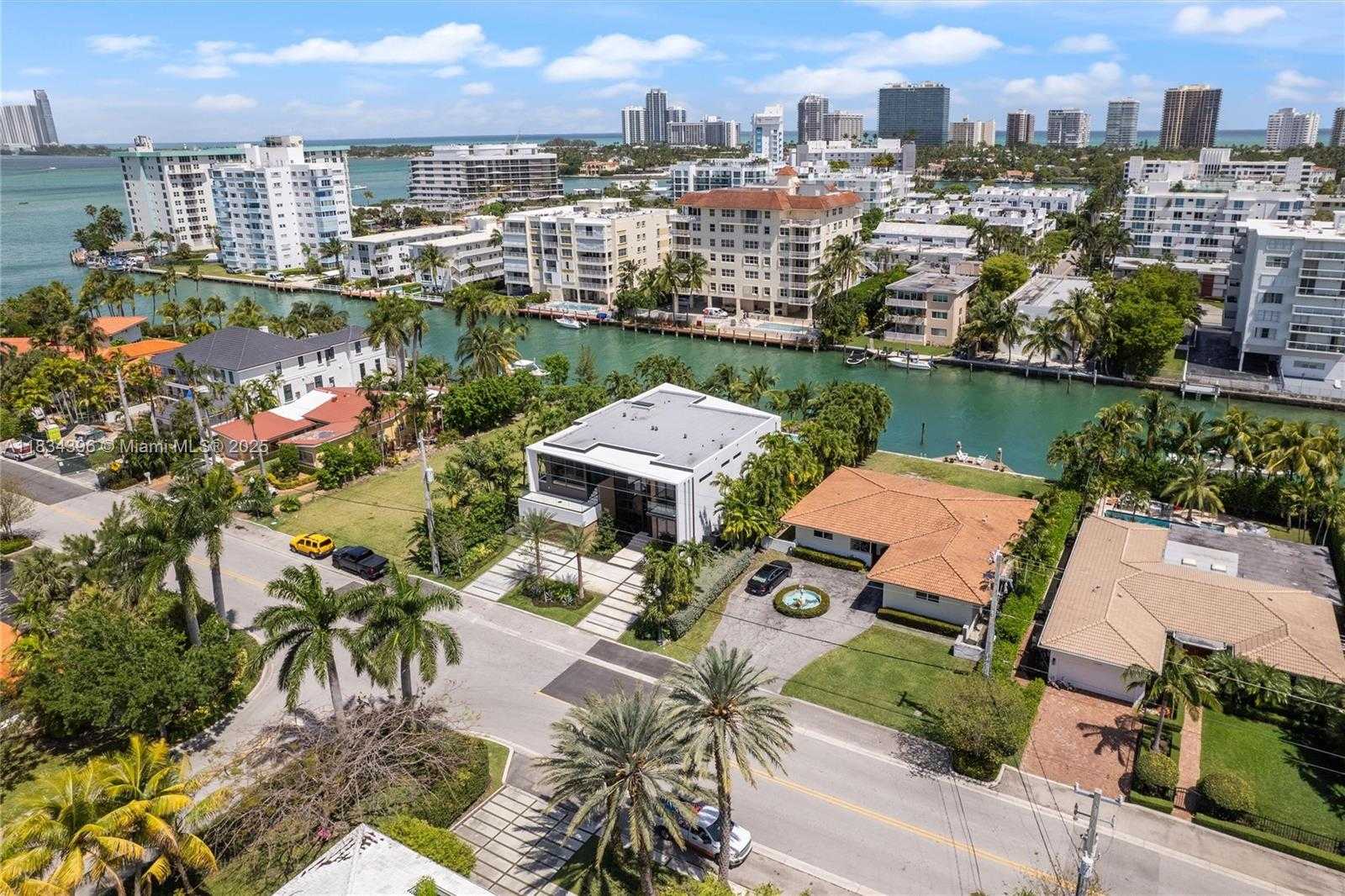 Small Image of 10161 EAST BROADVIEW DR, Bay Harbor Islands Number 40
