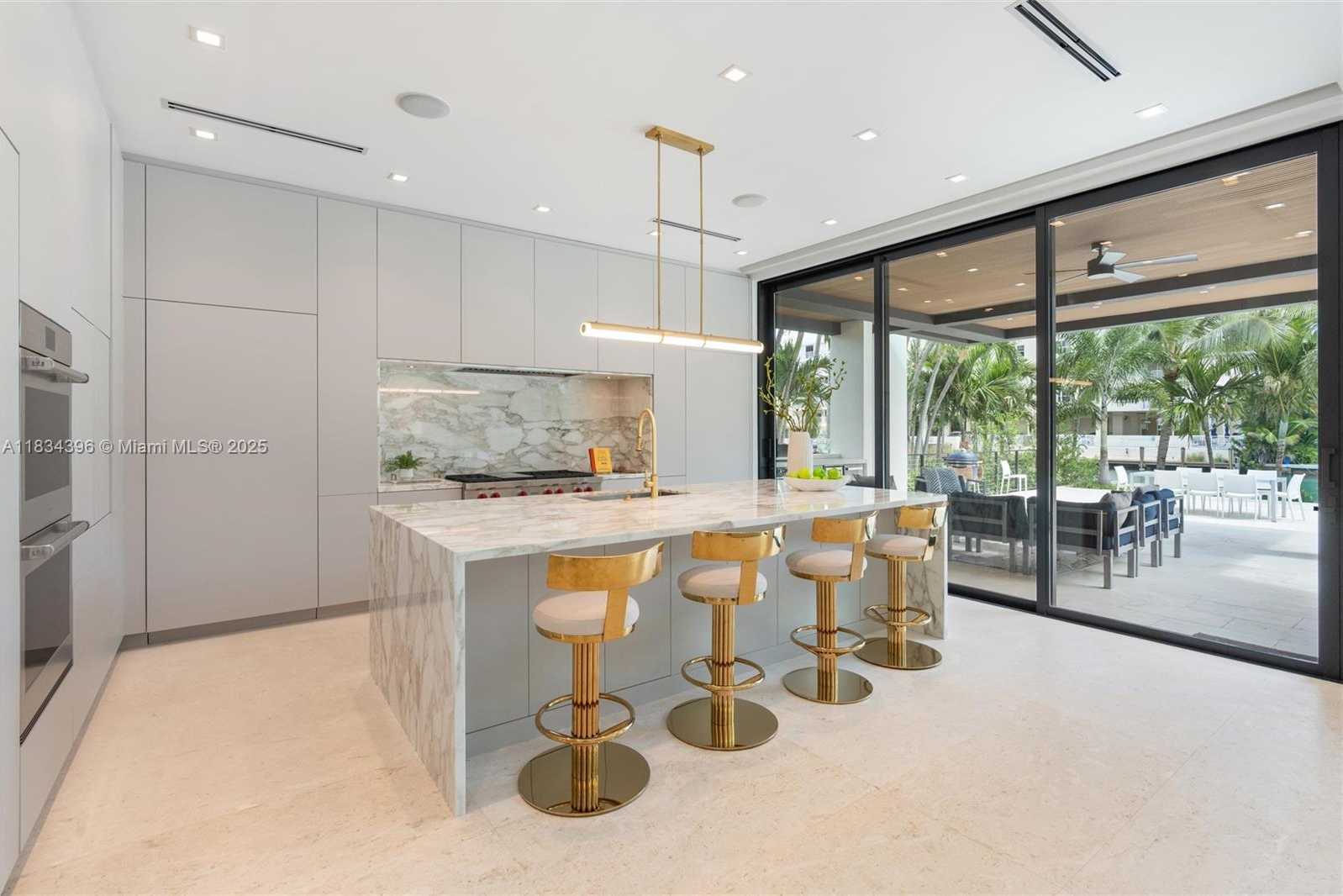 Small Image of 10161 EAST BROADVIEW DR, Bay Harbor Islands Number 8