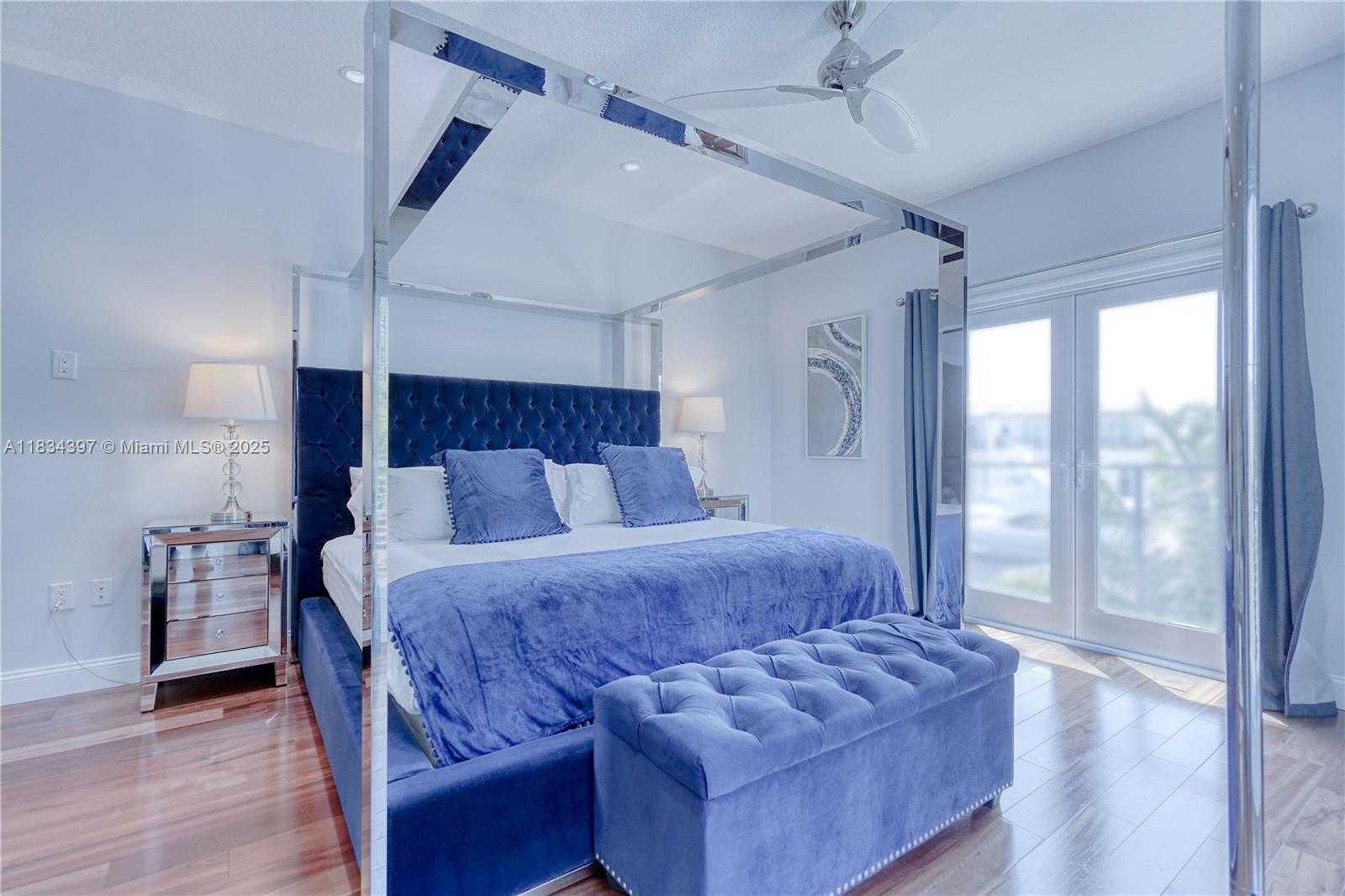 Small Image of 13300 BISCAYNE BAY TER, North Miami Number 53