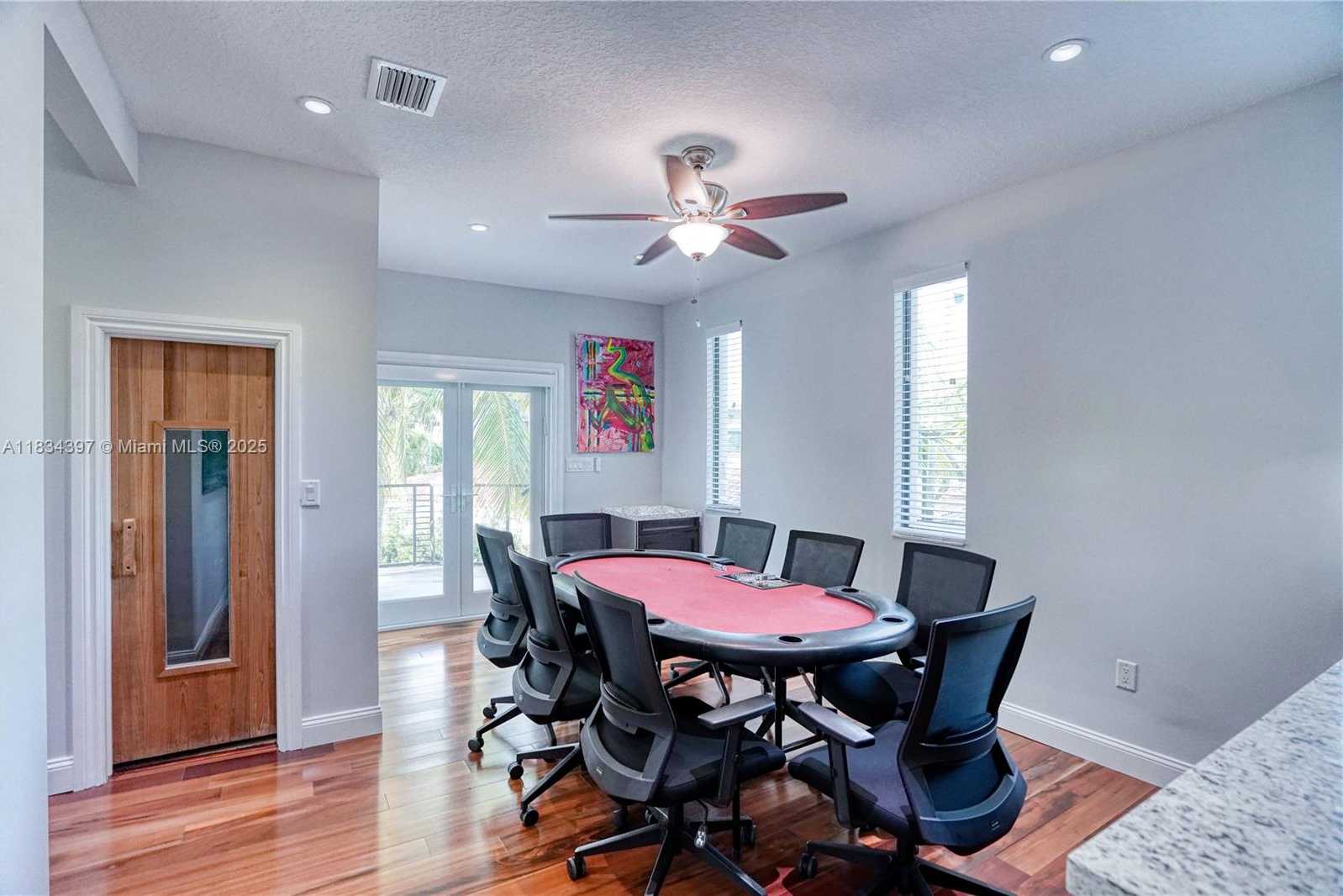 Small Image of 13300 BISCAYNE BAY TER, North Miami Number 66