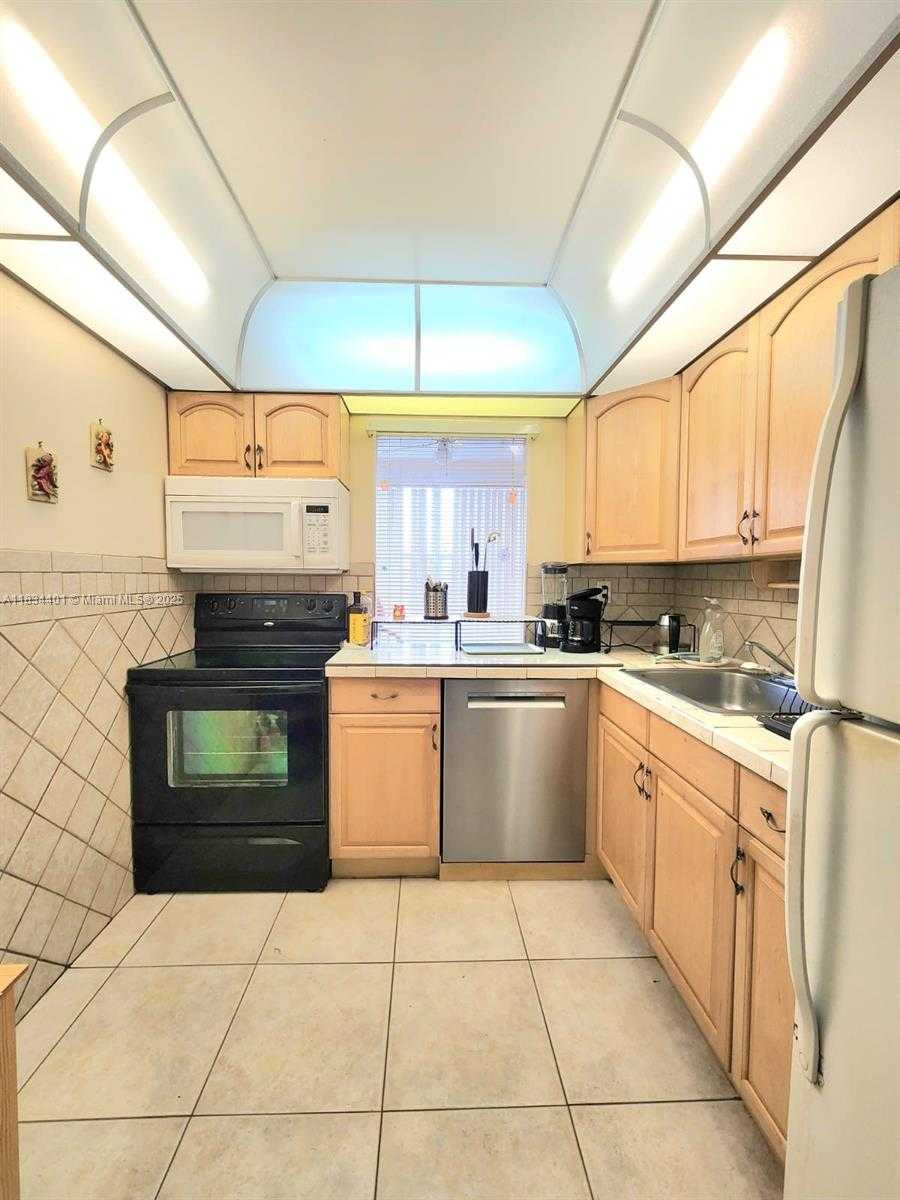 Small Image of 200 177TH DR #515, Sunny Isles Beach Number 15