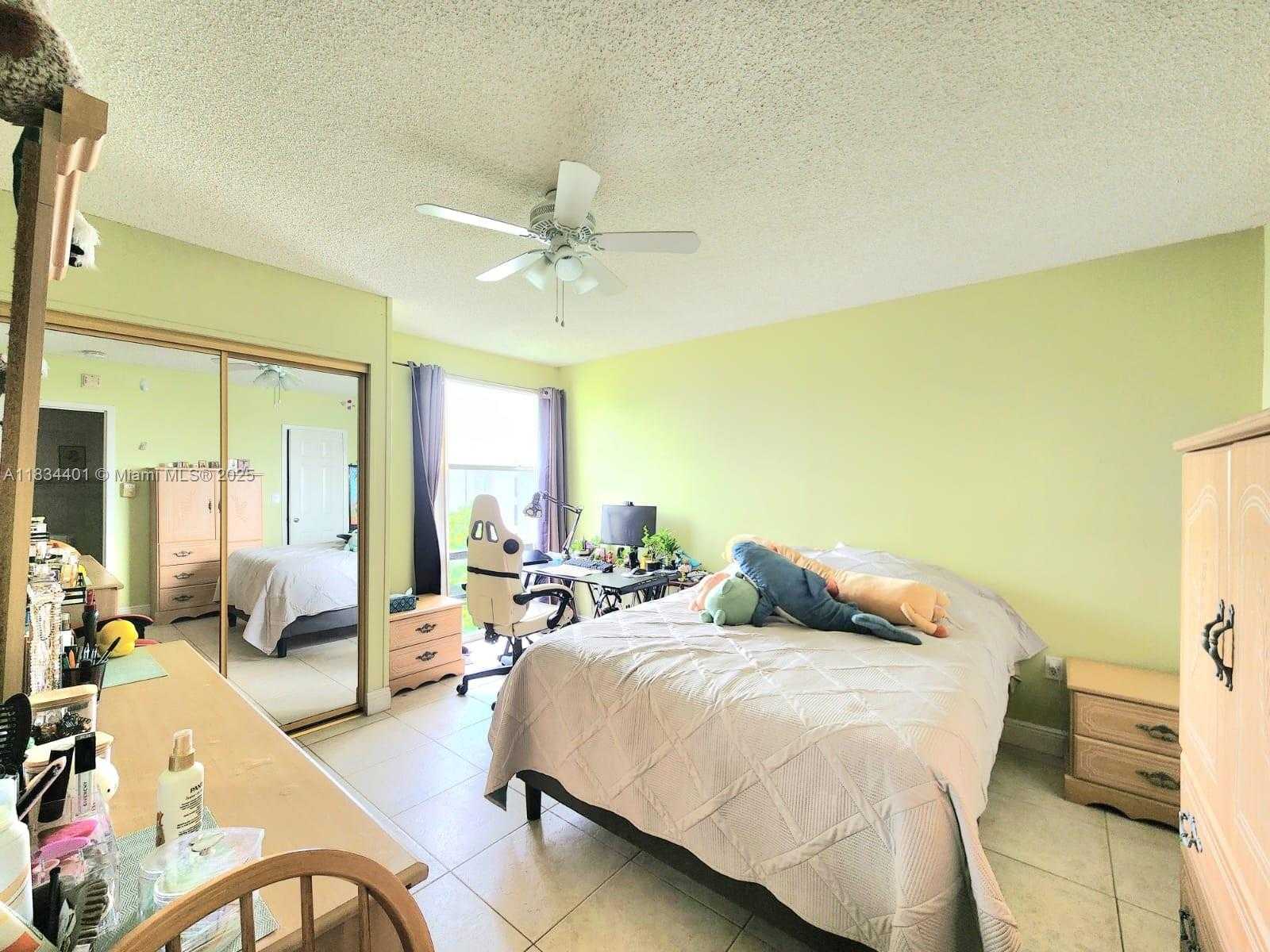 Small Image of 200 177TH DR #515, Sunny Isles Beach Number 21