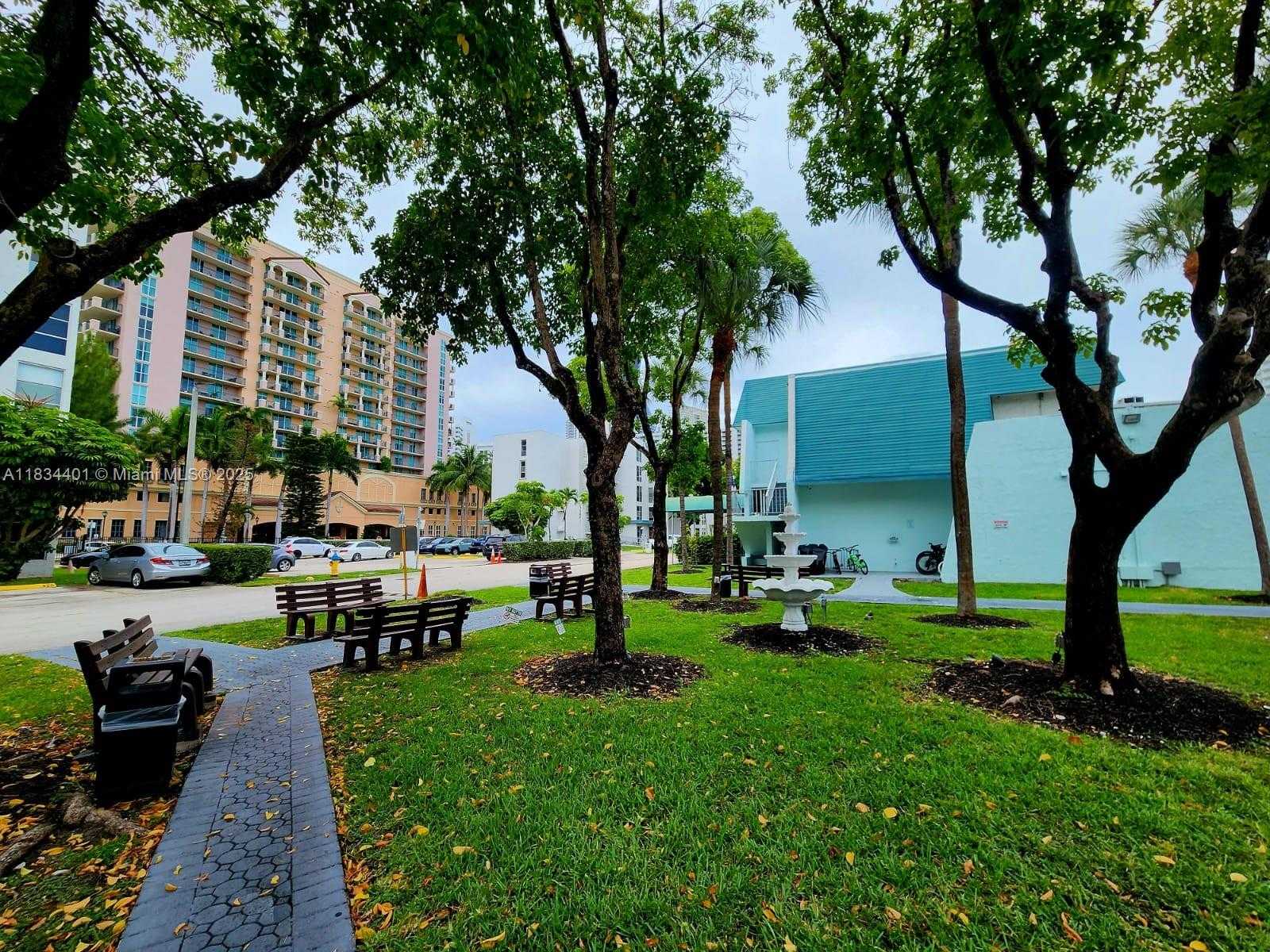 Small Image of 200 177TH DR #515, Sunny Isles Beach Number 4