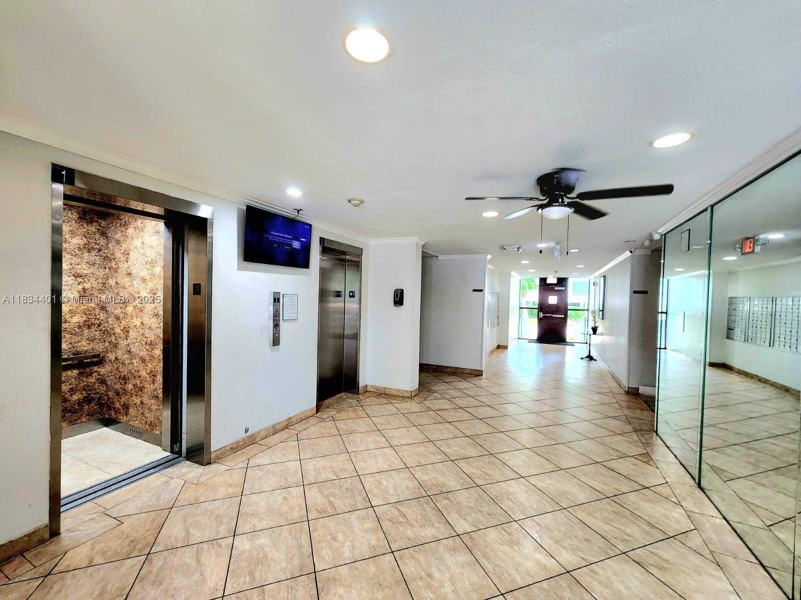 Small Image of 200 177TH DR #515, Sunny Isles Beach Number 5