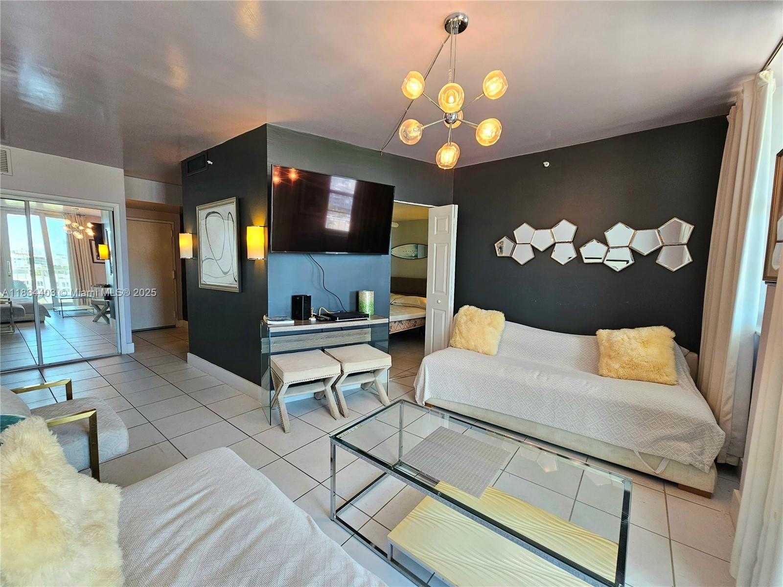 Small Image of 2829 INDIAN CREEK DR #905, Miami Beach Number 7