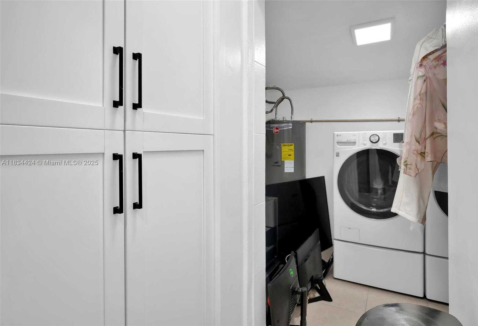 Small Image of 6820 SOUTH WEST 86TH AVE, Miami Number 23