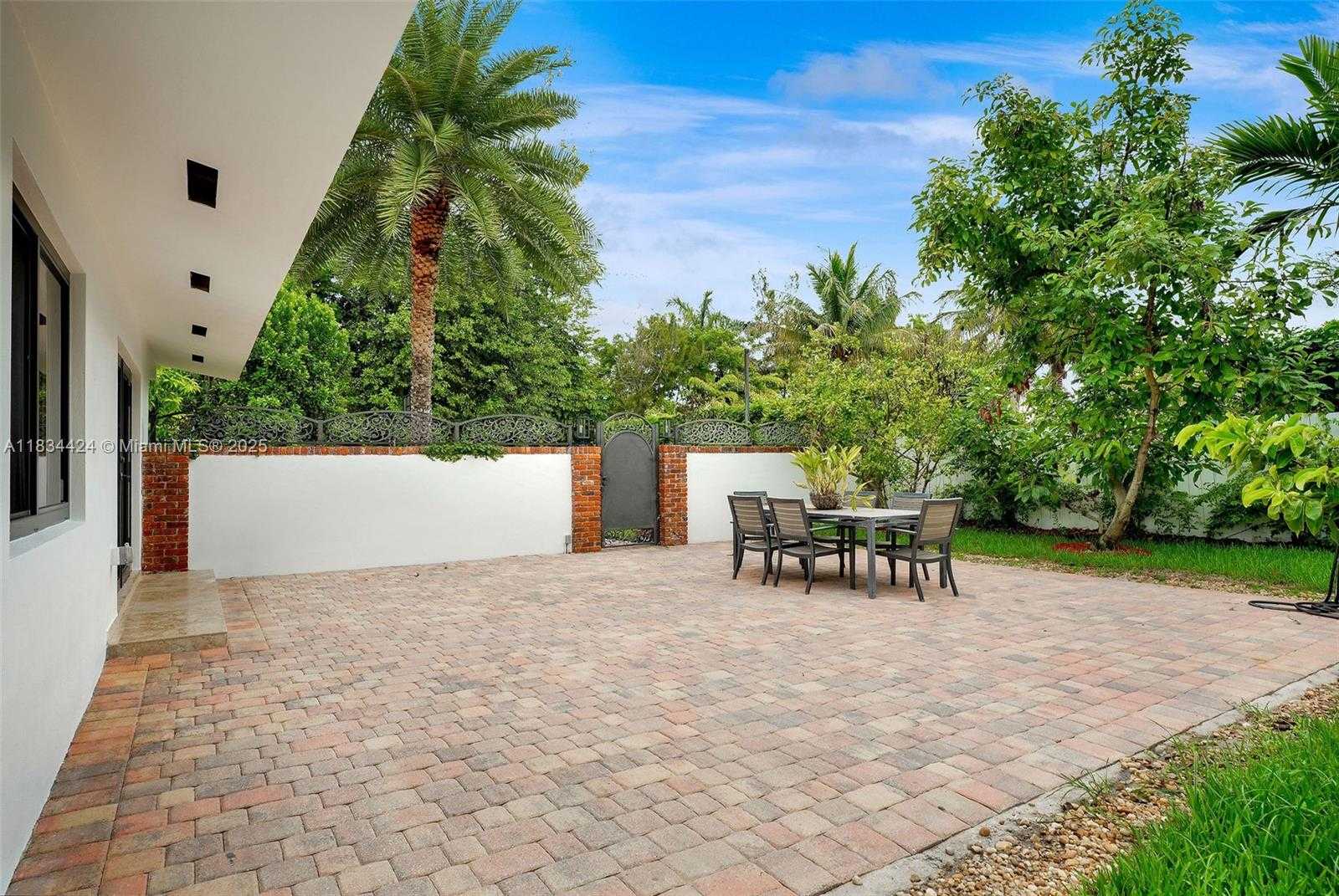 Small Image of 6820 SOUTH WEST 86TH AVE, Miami Number 32
