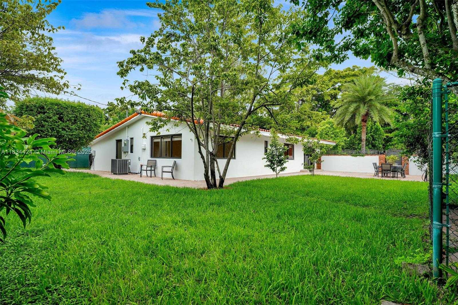 Small Image of 6820 SOUTH WEST 86TH AVE, Miami Number 33