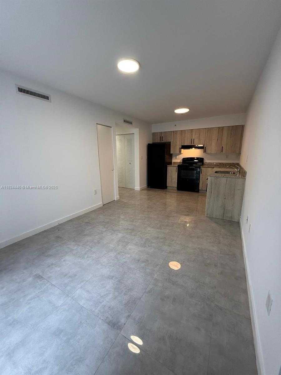 Small Image of Miami Number 2