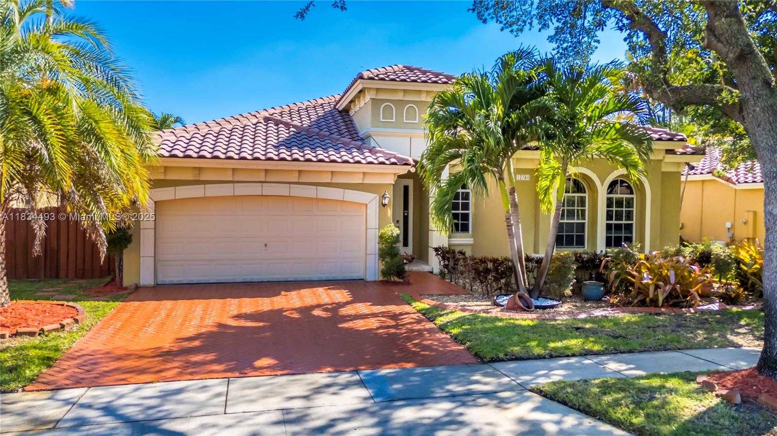 Small Image of 12744 SOUTH WEST 51ST CT, Miramar Number 2